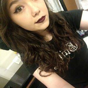 Meet your Posher, Kaitlyn